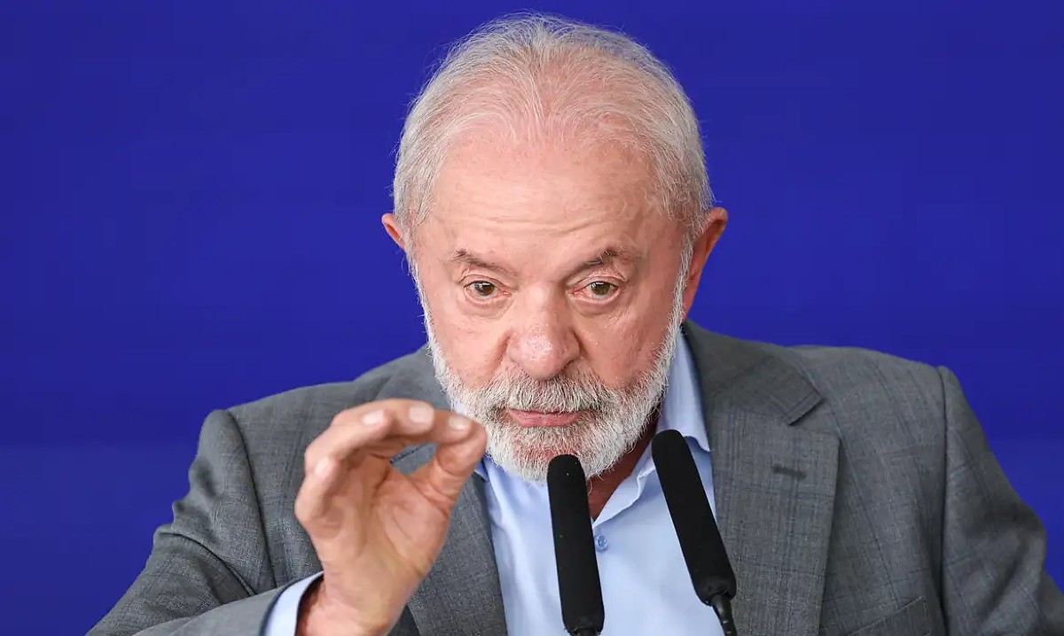 Decis&atilde;o sobre dosimetria, s&oacute; quando PL &ldquo;chegar &agrave; minha mesa&rdquo;, diz Lula