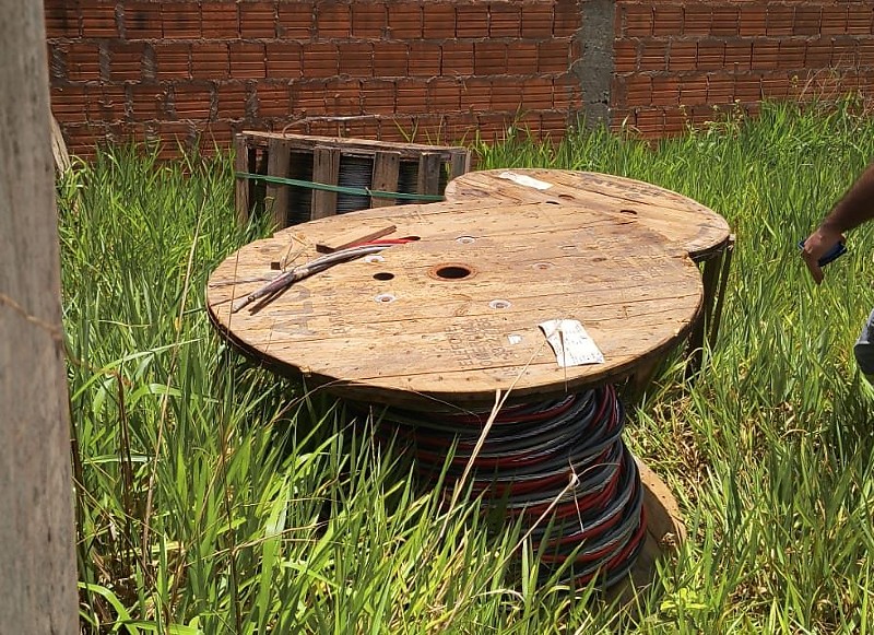 Polícia Civil prende quatro funcionários por furto de cabos elétricos avaliados em R$ 198 mil