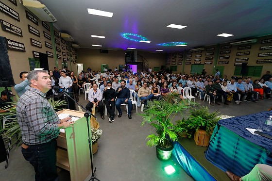 Avicultura prop&otilde;e cria&ccedil;&atilde;o de escola t&eacute;cnica ap&oacute;s impulso do Frango Vida