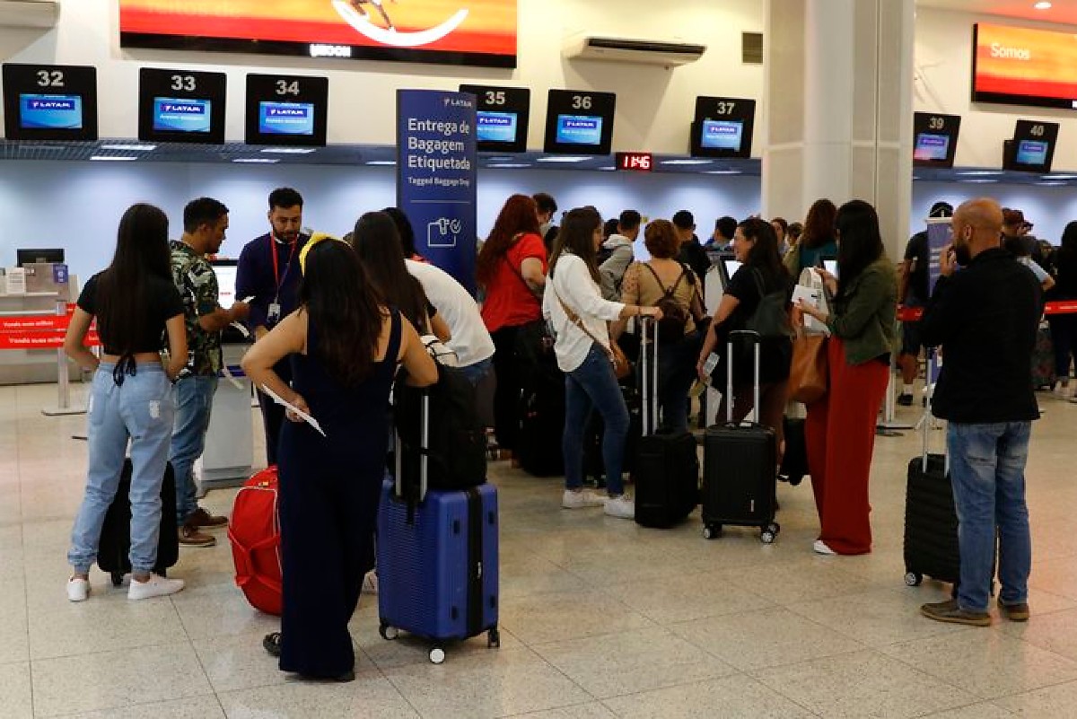 PRF refor&ccedil;a fiscaliza&ccedil;&atilde;o em rodovias federais na Opera&ccedil;&atilde;o Natal