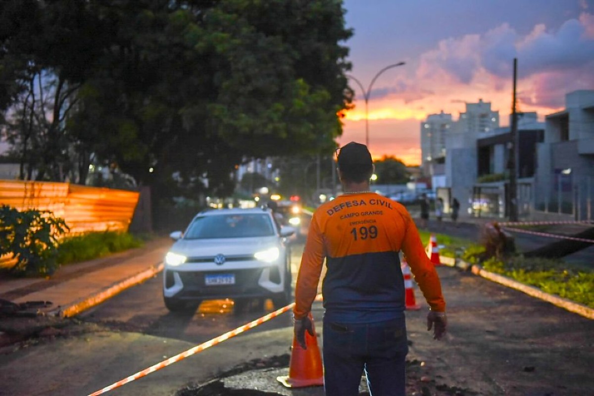 Avenida Rachid Neder com Pedro Celestino Trecho arrastado pela chuva Janeiro 2026
