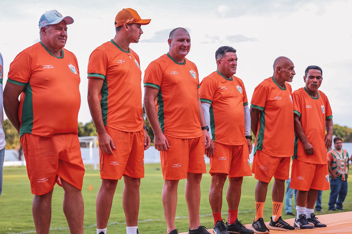 Naviraiense apresenta elenco e Comiss&atilde;o T&eacute;cnica e tem ambi&ccedil;&atilde;o por voos mais altos no Estadual