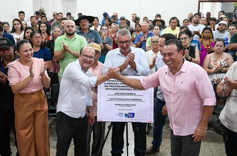 Eldorado e Japorã recebem melhorias em pavimentação, iluminação e infraestrutura