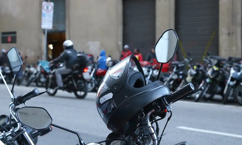Mobilização de motoboys na rua Boa Vista
