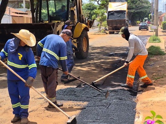 &Aacute;guas Guariroba amplia obras e moderniza rede em Campo Grande