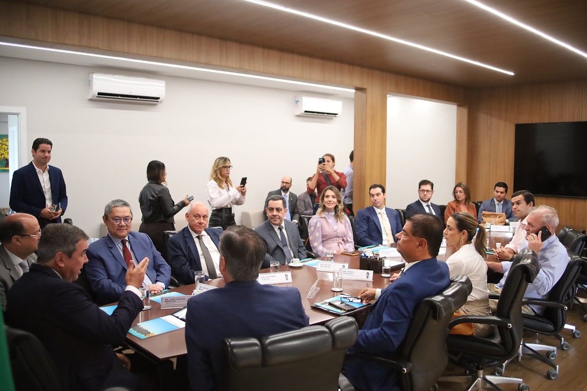 Eduardo Riedel articula cria&ccedil;&atilde;o de novas varas federais em Mato Grosso do Sul