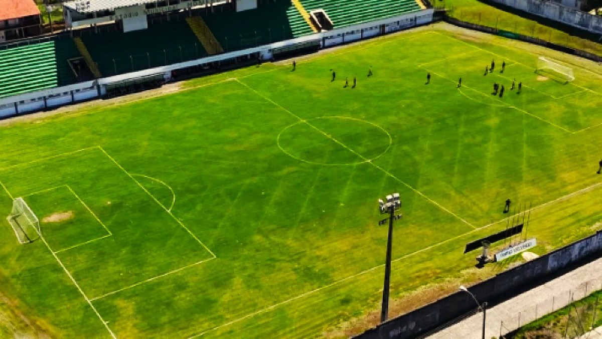 Est&aacute;dio Homero Soldatelli, em Flores da Cunha-RS - Copa do Brasil Sub-17