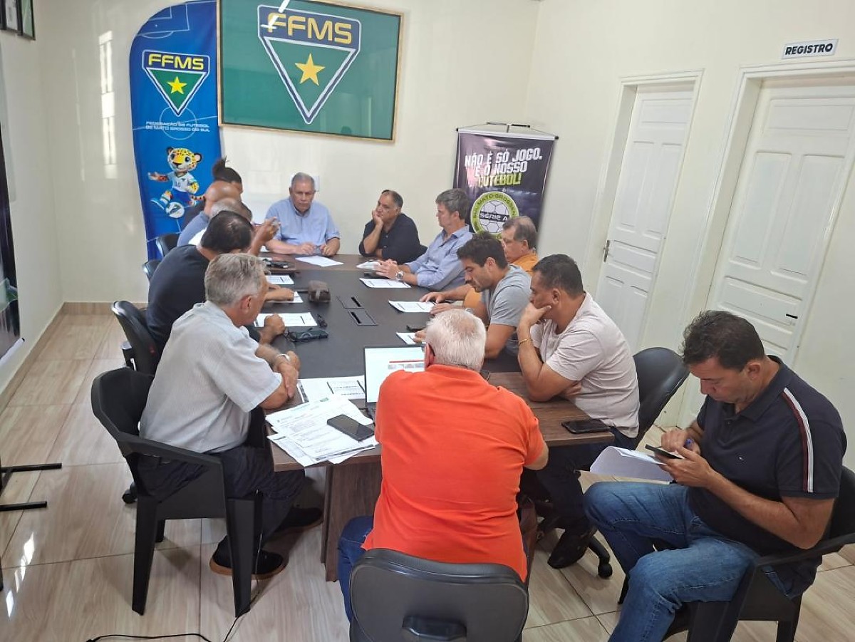 S&eacute;rie B pode ter 12 clubes e disputa regionalizada em 2026