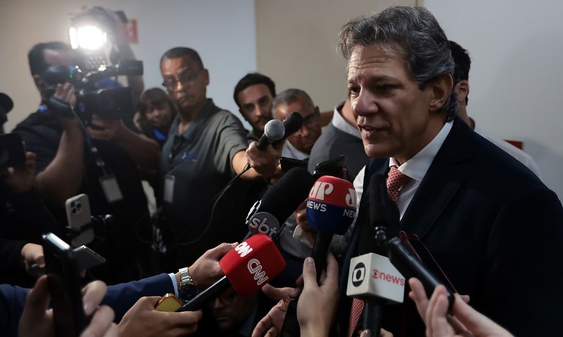 São Paulo (SP), 02/03/2026 - Ministro da Fazenda, Fernando Haddad, fala com jornalistas após Aula Magna na Faculdade de Economia da USP