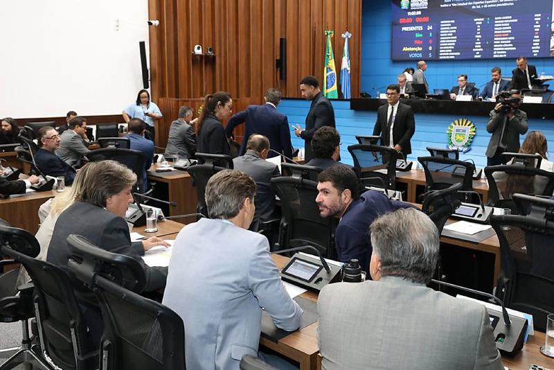 Sessão ordinária da Assembleia Legislativa começa às 9h e é aberta a participação da sociedade