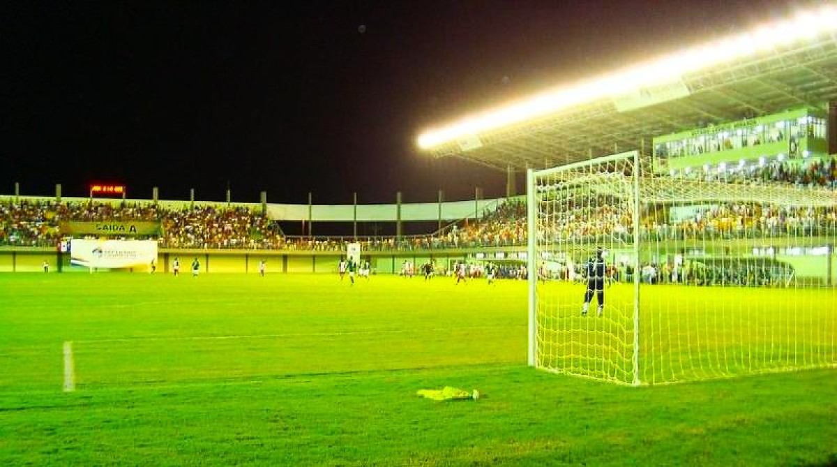 Est&aacute;dio L&ecirc;oncio de Souza Miranda, o Mirand&atilde;o - Tocantis