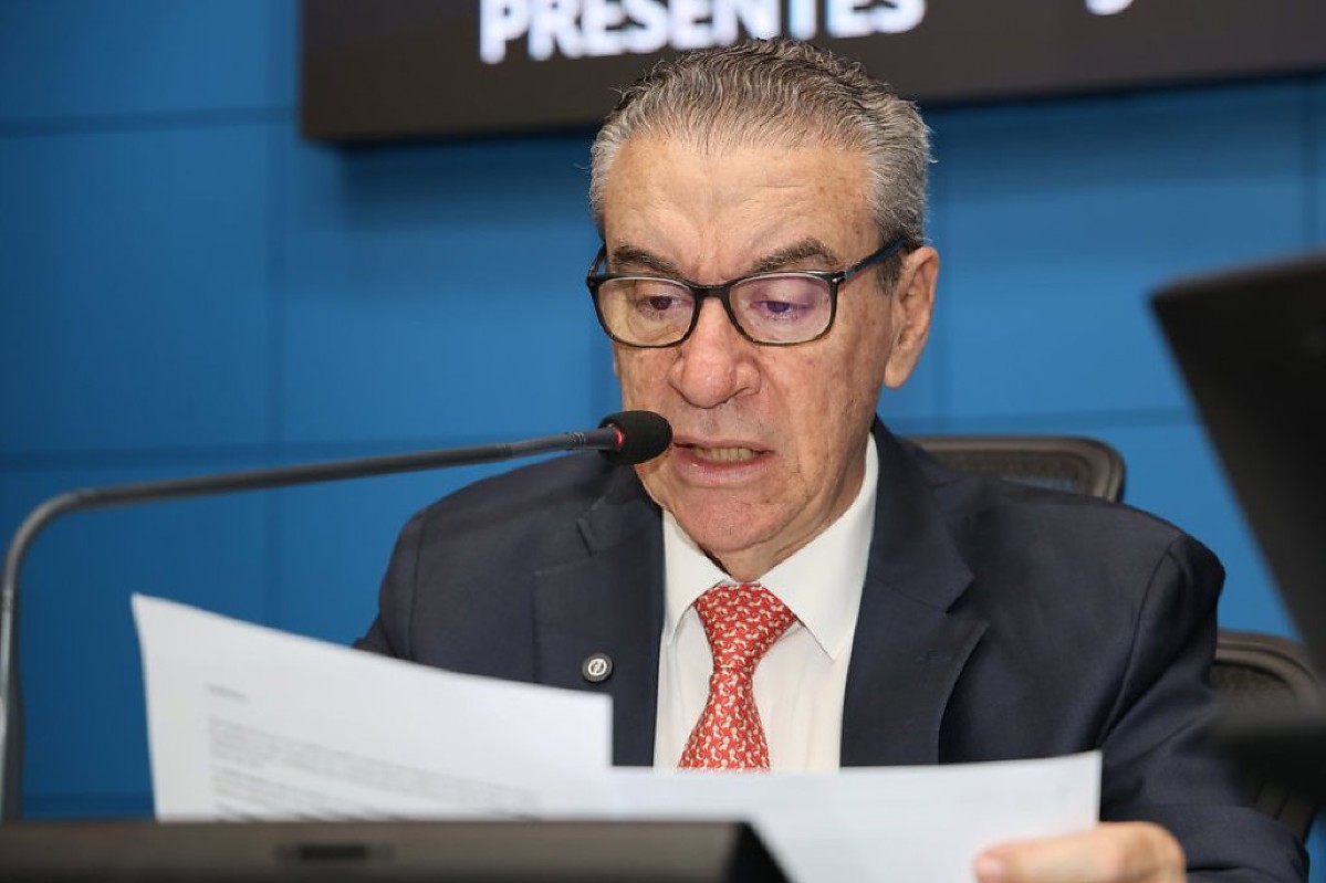 Deputado Paulo Corr&ecirc;a