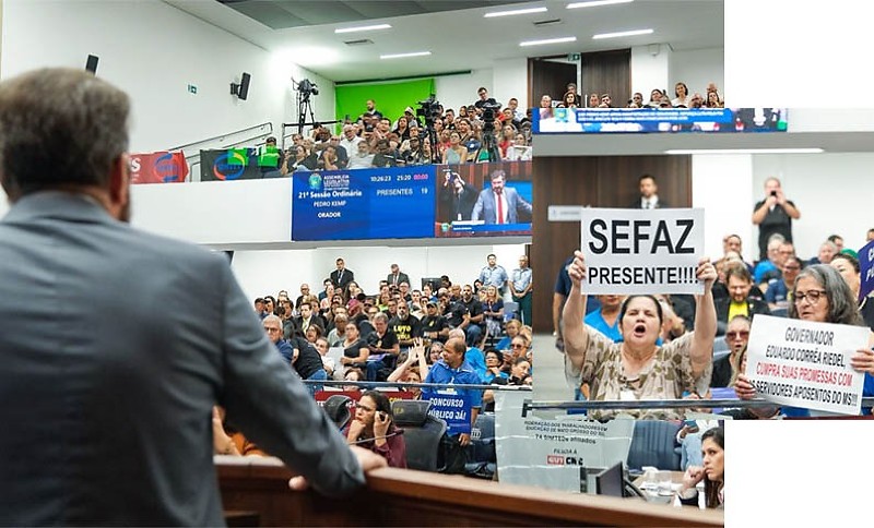 Kemp apoiou protesto de servidores na Alems