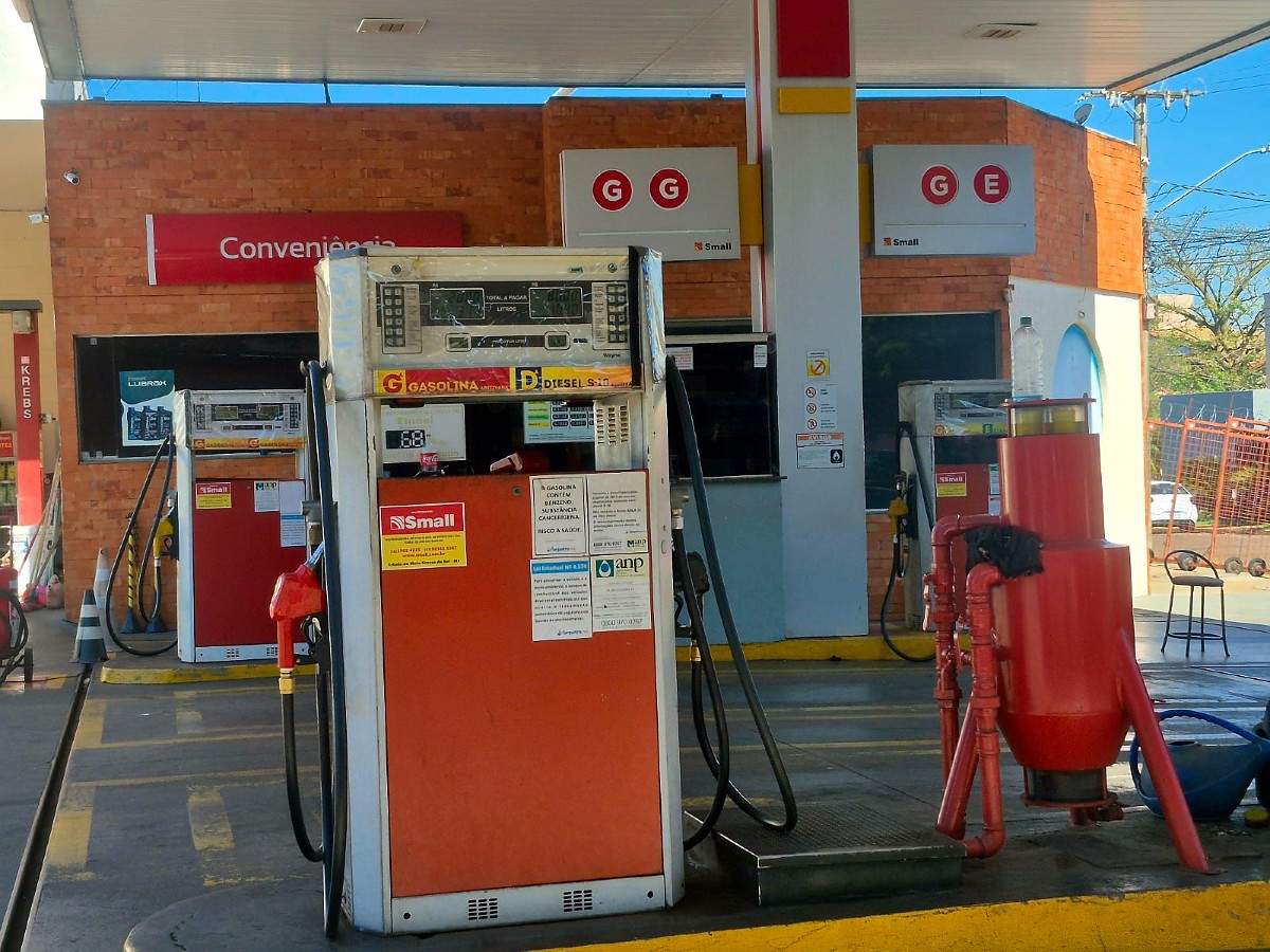 &ldquo;Vamos garantir que chegue na bomba&rdquo;, diz Eduardo Riedel sobre diesel