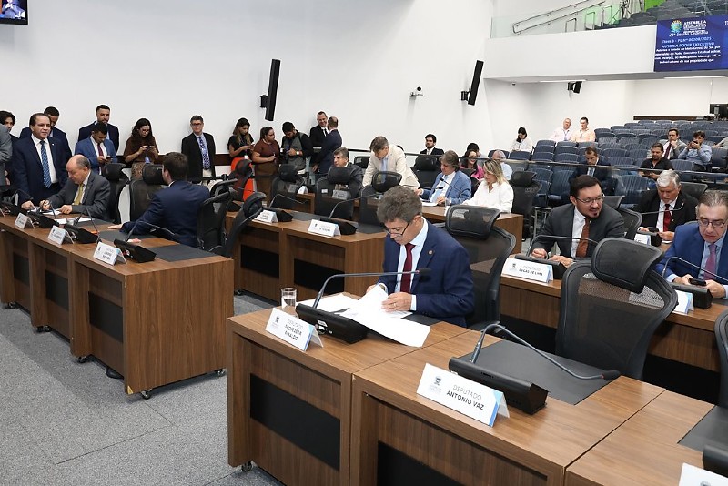 Sessão ordinária da Assembleia Legislativa começa às 9h aberta a participação da sociedade.