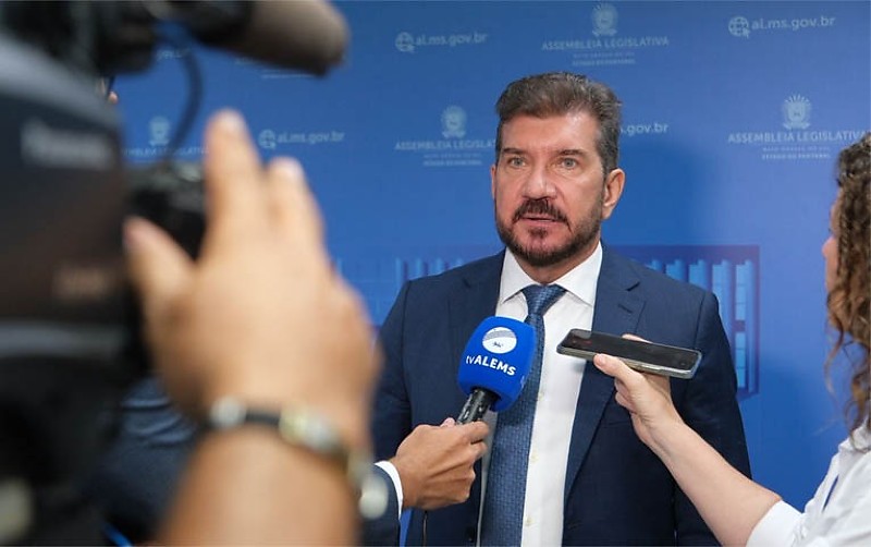 Kemp cobra transparência sobre dinheiro à Fiems