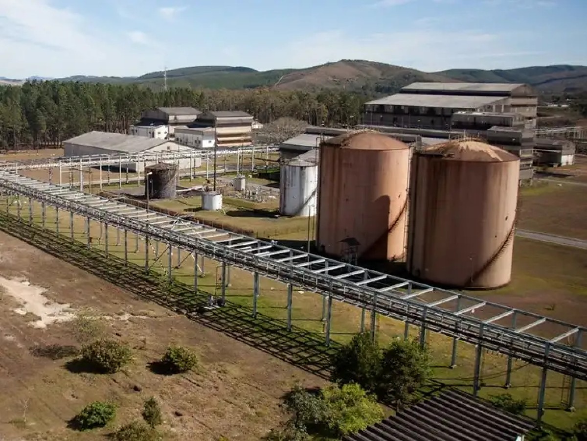 Especialistas e munic&iacute;pios criticam PL sobre minerais cr&iacute;ticos