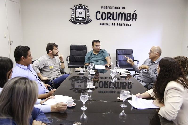 Reunião aconteceu no Paço Municipal de Corumbá, com a participação Bruno Wendling
