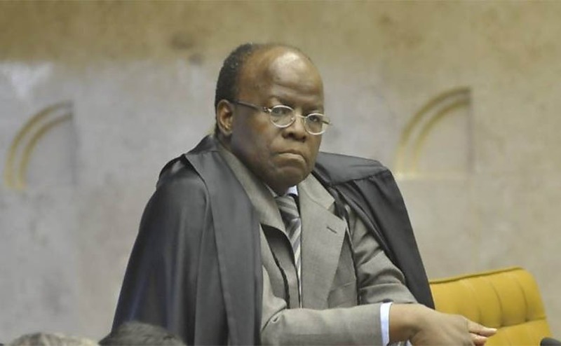 Joaquim Barbosa de volta à cena