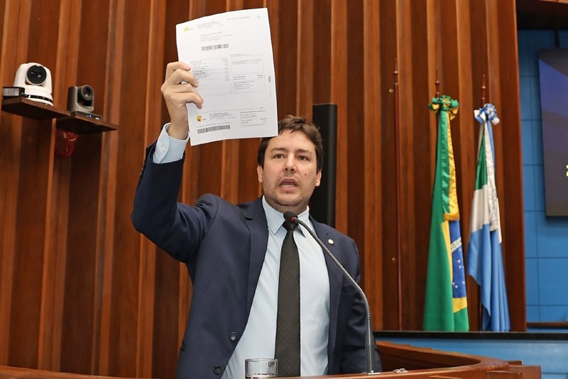 Parlamentar levantou questionamentos sobre serviços essenciais, repasses do duodécimo e convênio firmado entre Executivo e Fiems