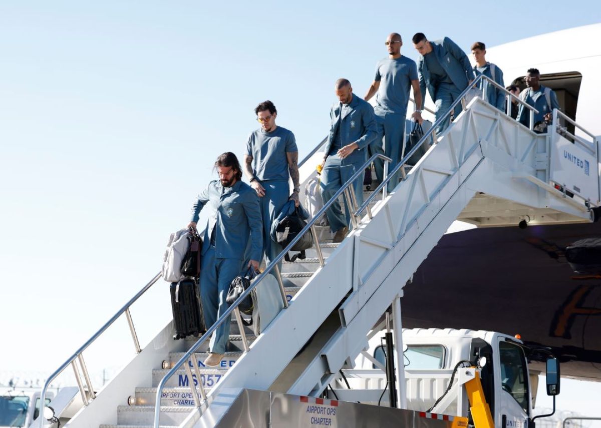 Sele&ccedil;&atilde;o Brasileira no desembarque  em Nova Jersey, para a Copa do Mundo 2026