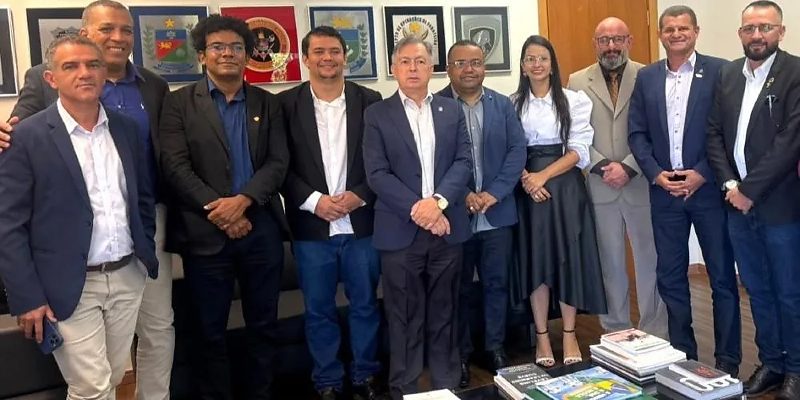 Vereadores se reúnem secretário de segurança pública Carlinhos videira