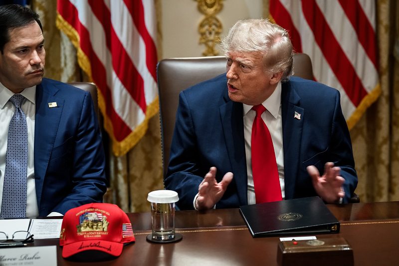 O presidente Donald J. Trump realiza uma reunião do gabinete na Sala do Gabinete na quarta-feira, 27 de maio de 2026