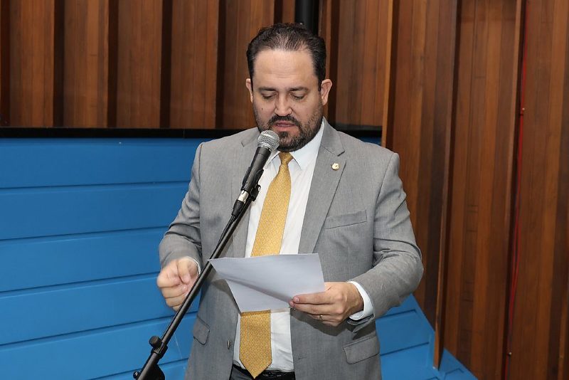 Deputado Marcio Fernandes, autor da proposta, durante sessão plenária na ALEMS