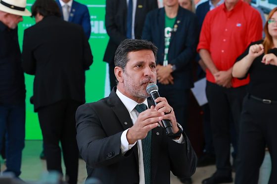 Ministro entrega novos espaços para estudantes indígenas na UFMS