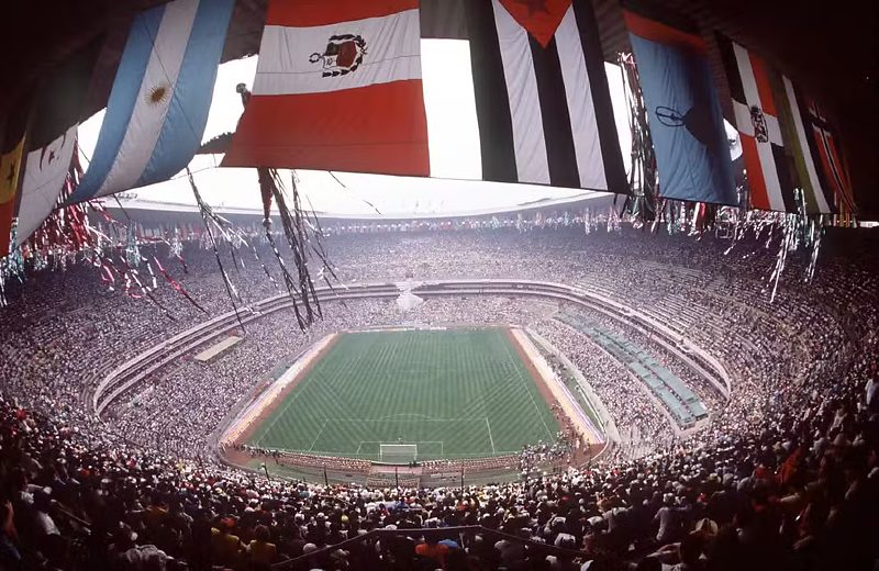 Estádio Azteca é o primeiro a receber jogos de três Copas do Mundo diferentes dentro da mesma edição.
