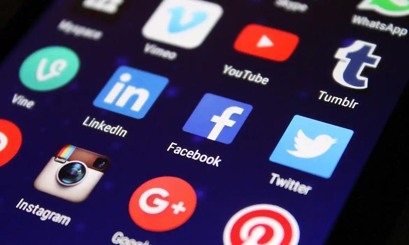 Redes sociais