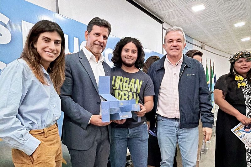 Minstro da Educação confirma investimentos na UFMS e abertura de novos polos da IFMS em Campo Grande