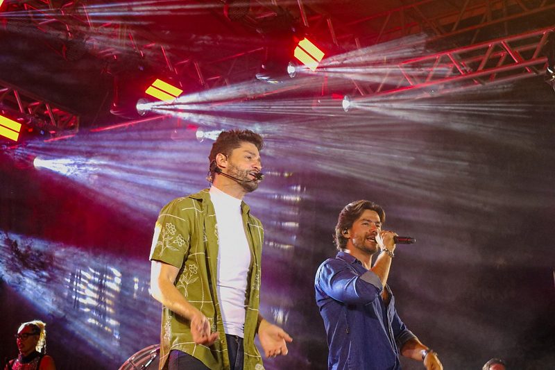 Festa tradicional reúne gastronomia, música e solidariedade na Capital