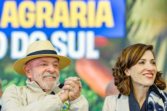 Em Ponta Porã, presidente Lula participa de entrega de títulos para assentados