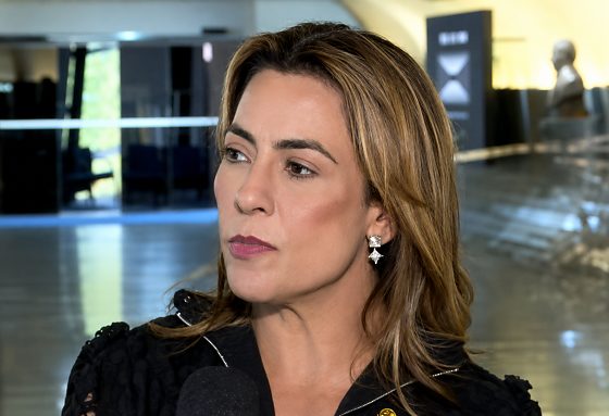 Senadora Soraya Thronicke protocola not&iacute;cia-crime contra influenciador ap&oacute;s falas consideradas mis&oacute;ginas