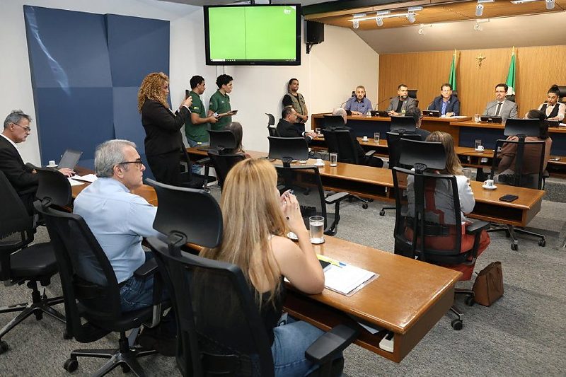 Frente Parlamentar debateu questões de interesse do segmento produtivo e aprovou encaminhamento de possíveis soluções
