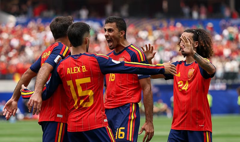Espanha vence Aústria e avança entre as 16 melhores da Copa do Mundo