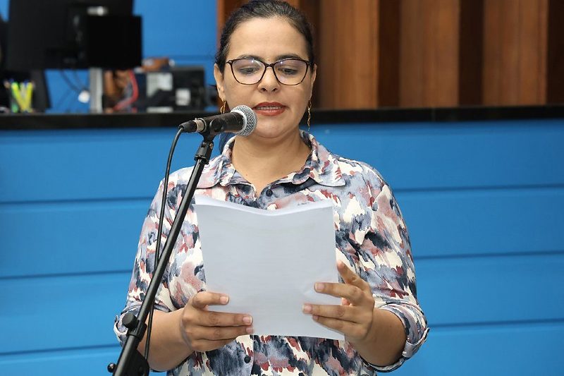 Deputada Gleice Jane, autora da proposta de ultilidade pública