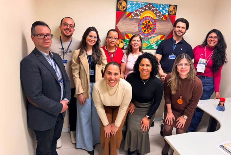 Equipe treinada para ouvir crianças indígenas