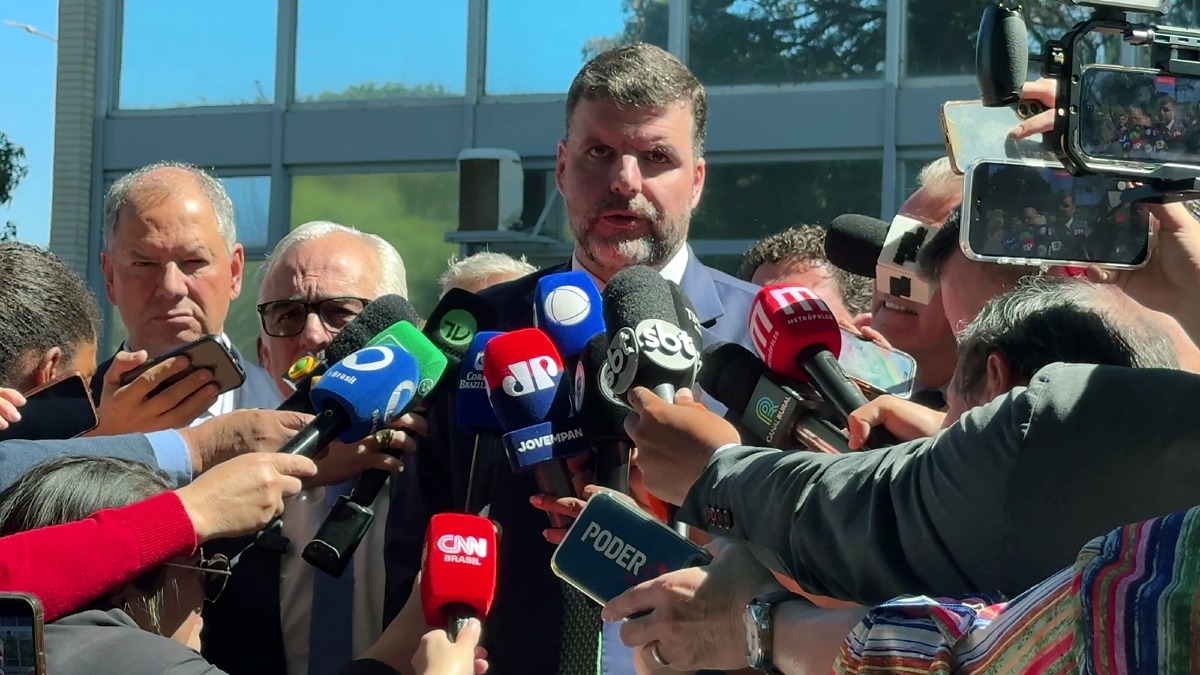 Governo e bancada do agro encerram reuni&atilde;o sem acordo sobre d&iacute;vidas rurais