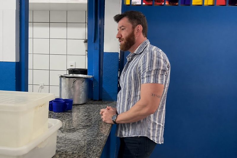 vereador informou que irá solicitar esclarecimentos à Semed sobre o caso de intoxicação alimentar