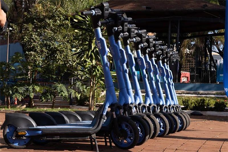 Frota inicial é de 400 patinetes na Capital