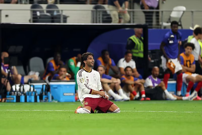 Espanha domina a França e disputará a sua segunda final de Mundial