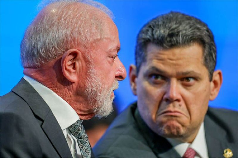 Lula e o presidente do Senado Davi Alcolumbre