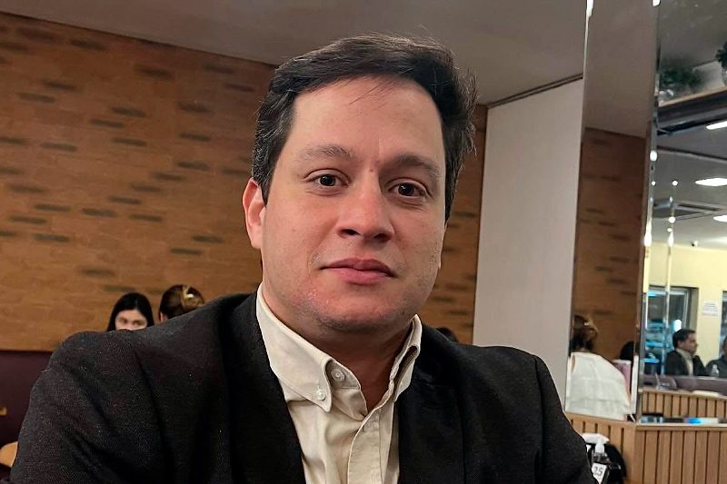 Renato Wanderley Gomes apresenta bens a Justiça Eleitoral