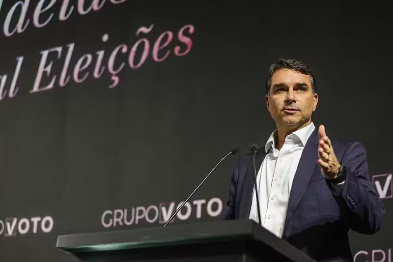 PL deve confirmar o nome de Flávio Bolsonaro paraa disputa presidencial