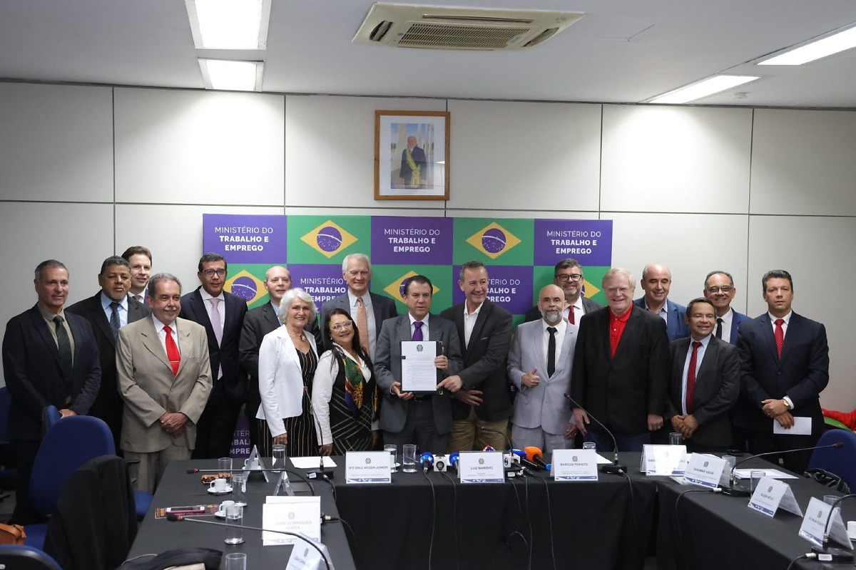 Fecomércio MS explica mudanças nas regras do comércio em feriados