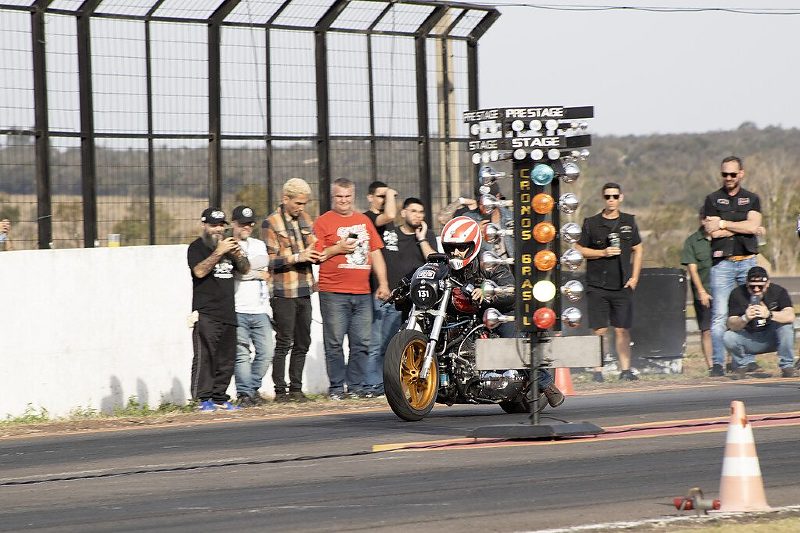 Evento em Campo Grande reúne arrancadas, experiências na pista e programação para toda a família