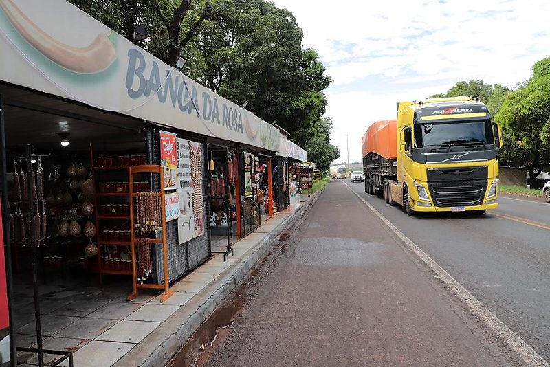 Vereadores debatem o tombamento das barracas as margens da BR-163 em Anhanduí