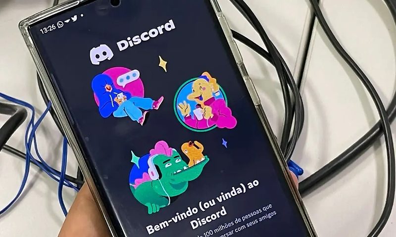Brasília - 04/08/2026 - Página inicial de login do site Discord